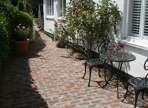 All Patio Design/  Landscapers in Chobham Woking Surrey and Berkshire / Patios